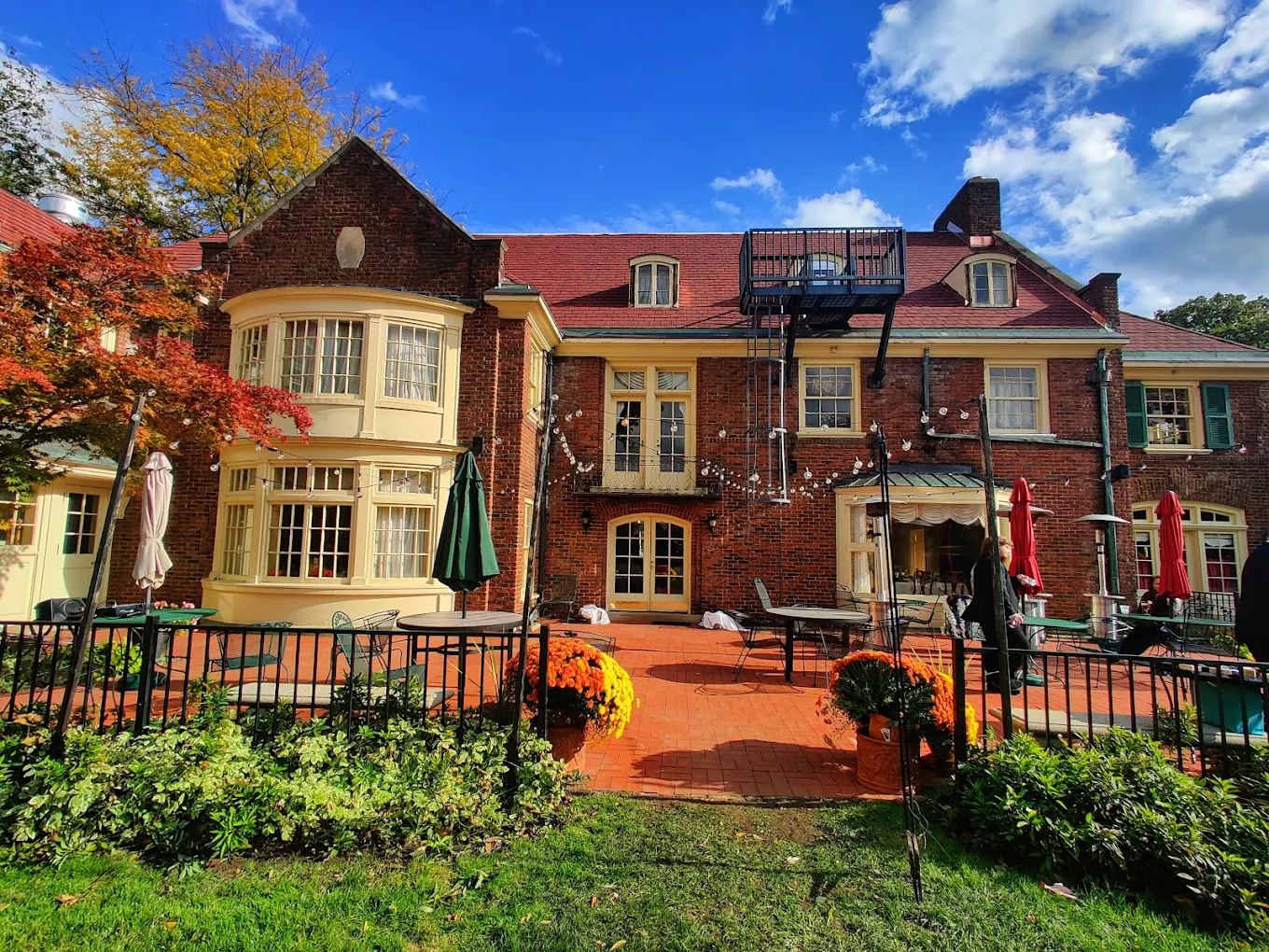 Montague Inn Bed & Breakfast Montague Inn Bed & Breakfast